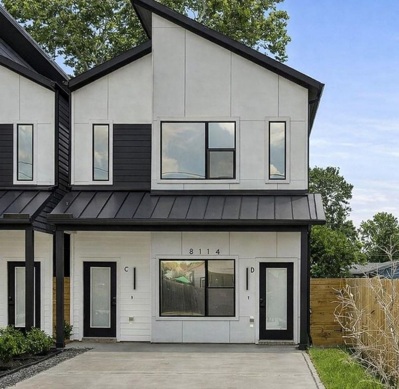 8114 Double Avenue D, Houston, TX 77088