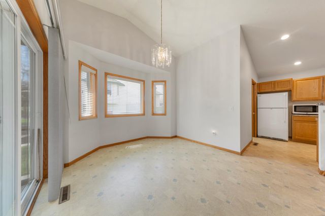 949 Rice Street, Faribault, MN 55021