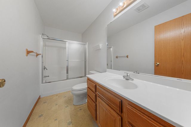 949 Rice Street, Faribault, MN 55021