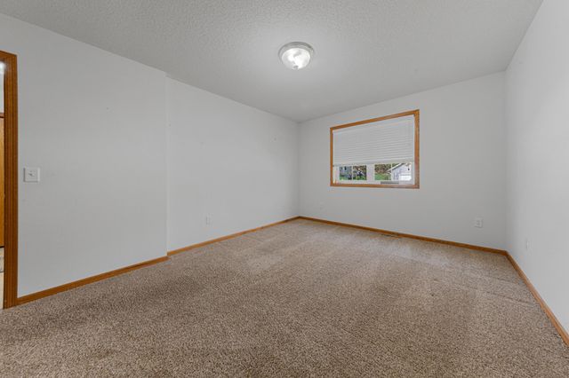 949 Rice Street, Faribault, MN 55021