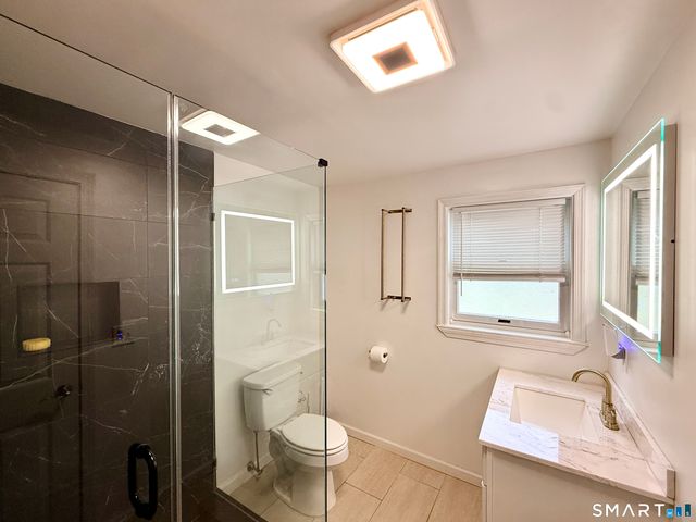 33-D Laurel Point Drive, Montville, CT 06370
