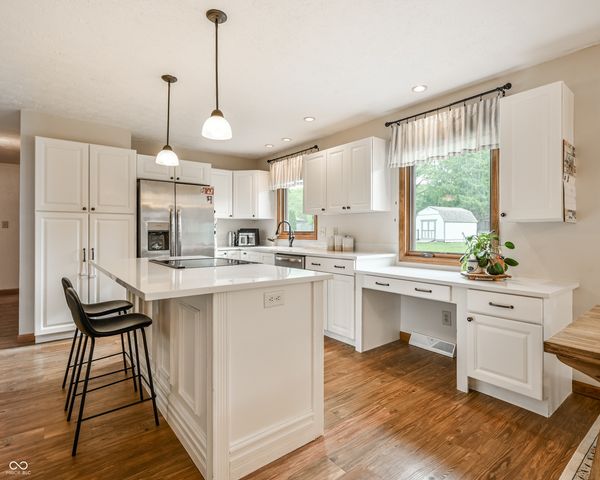 625 Valley Way Road, Greenwood, IN 46142
