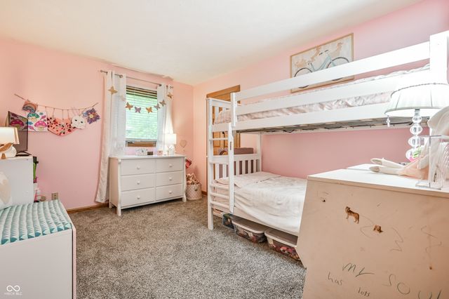 625 Valley Way Road, Greenwood, IN 46142