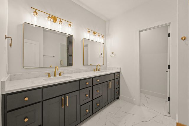 1030 Parkview Avenue, Dallas, TX 75223