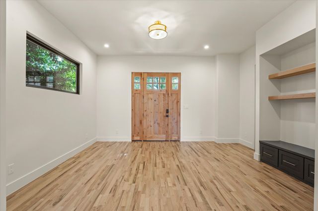 1030 Parkview Avenue, Dallas, TX 75223