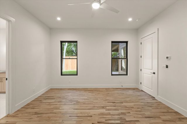 1030 Parkview Avenue, Dallas, TX 75223