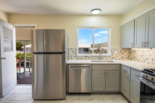 4650 Dulin Road 188, Fallbrook, CA 92028
