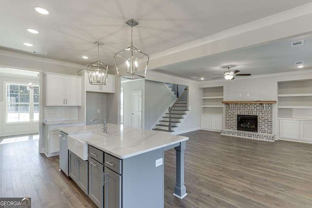 8955 Claude Martin Drive, Gainesville, GA 30506