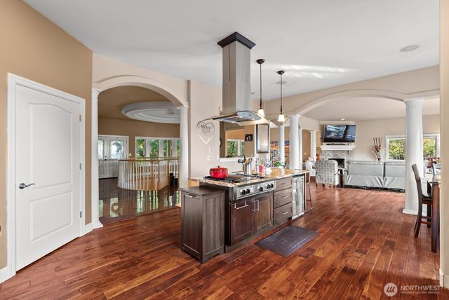 12822 Canterwood Boulevard NW, Gig Harbor, WA 98332