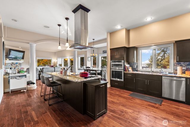 12822 Canterwood Boulevard NW, Gig Harbor, WA 98332