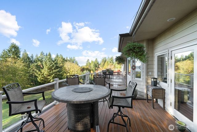12822 Canterwood Boulevard NW, Gig Harbor, WA 98332