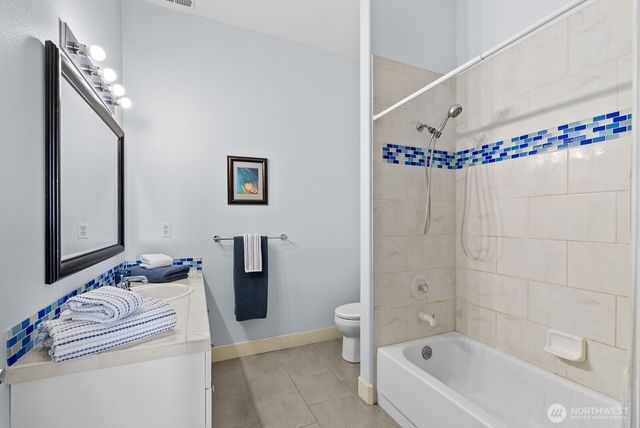 12822 Canterwood Boulevard NW, Gig Harbor, WA 98332