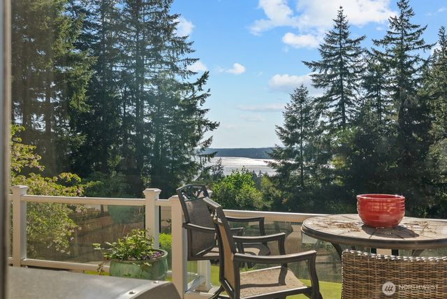 12822 Canterwood Boulevard NW, Gig Harbor, WA 98332