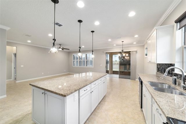 10002 SW 77TH LOOP, Ocala, FL 34481