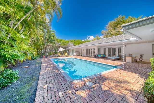 620 Conde Ave, Coral Gables, FL 33156