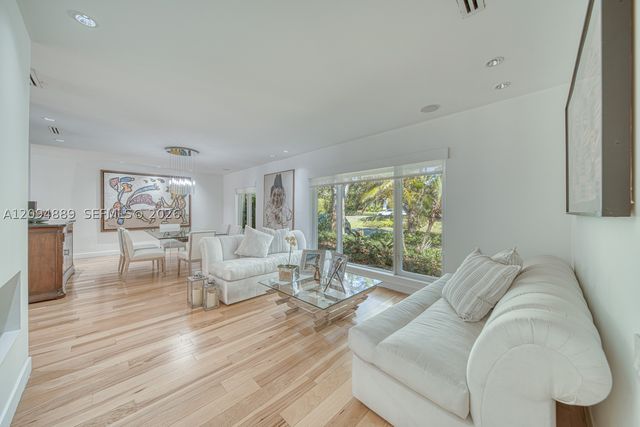 620 Conde Ave, Coral Gables, FL 33156