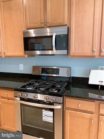 5454 JOSEPH JOHNSTON LN, Centreville, VA 20120