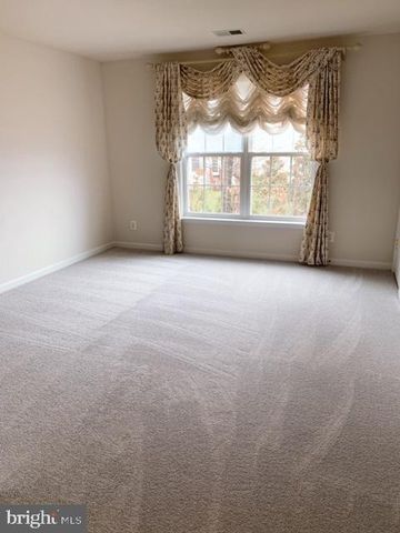 5454 JOSEPH JOHNSTON LN, Centreville, VA 20120