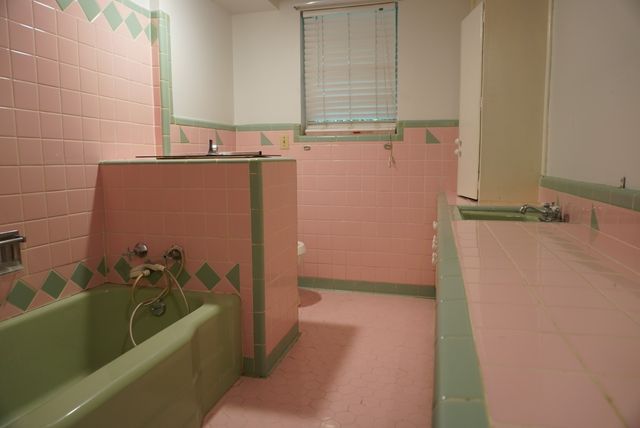 821 N Hampton Road, Dallas, TX 75208