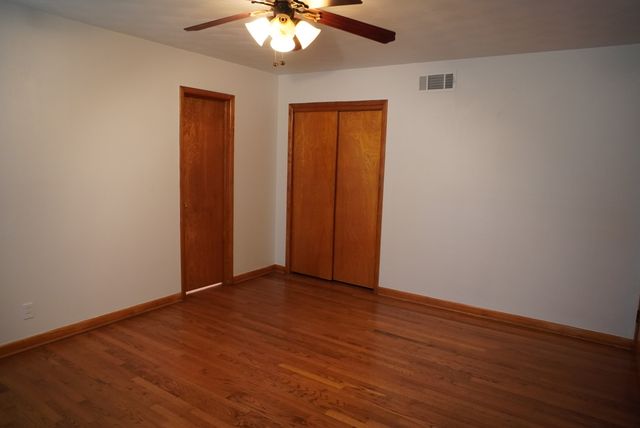 821 N Hampton Road, Dallas, TX 75208