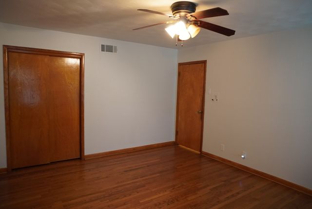 821 N Hampton Road, Dallas, TX 75208