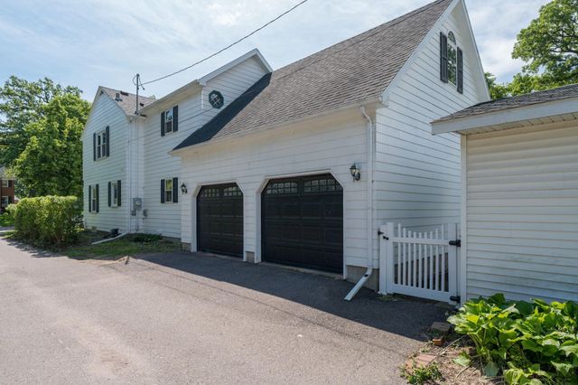 718 Baker Avenue, Mankato, MN 56001