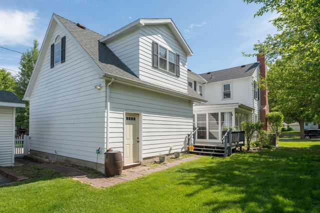 718 Baker Avenue, Mankato, MN 56001
