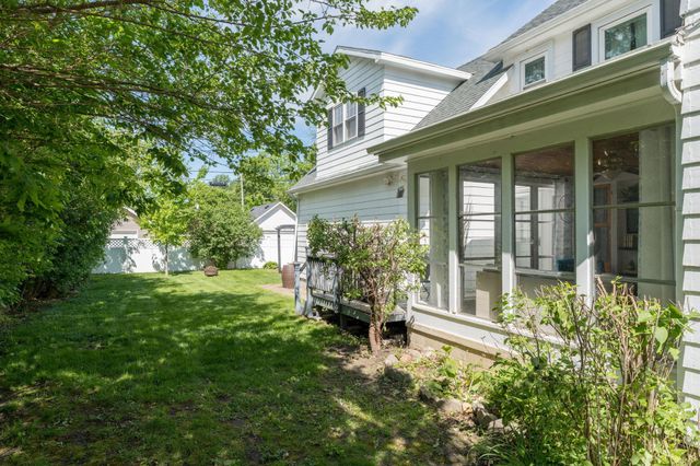 718 Baker Avenue, Mankato, MN 56001