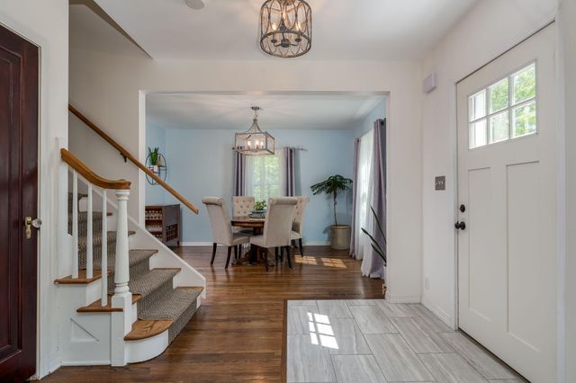 718 Baker Avenue, Mankato, MN 56001