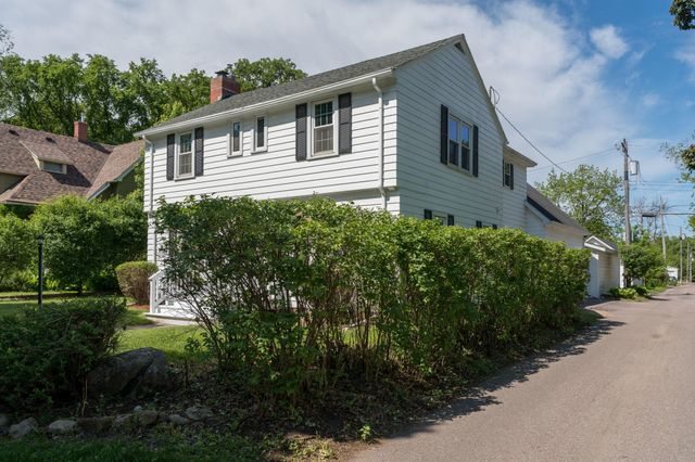718 Baker Avenue, Mankato, MN 56001