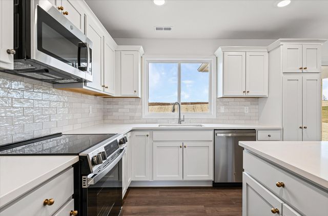 2456 N TRAVELLER DR, Columbia, MO 65202