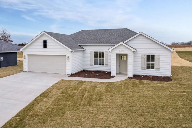 2456 N TRAVELLER DR, Columbia, MO 65202