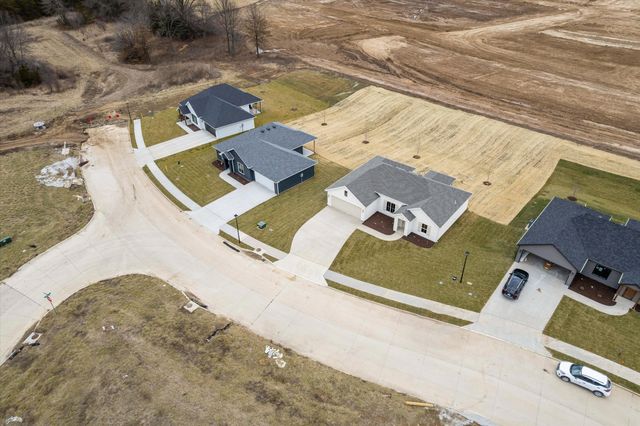 2456 N TRAVELLER DR, Columbia, MO 65202