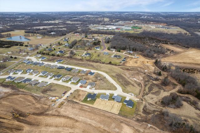 2456 N TRAVELLER DR, Columbia, MO 65202