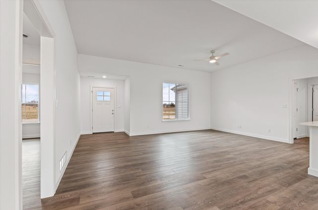 2456 N TRAVELLER DR, Columbia, MO 65202