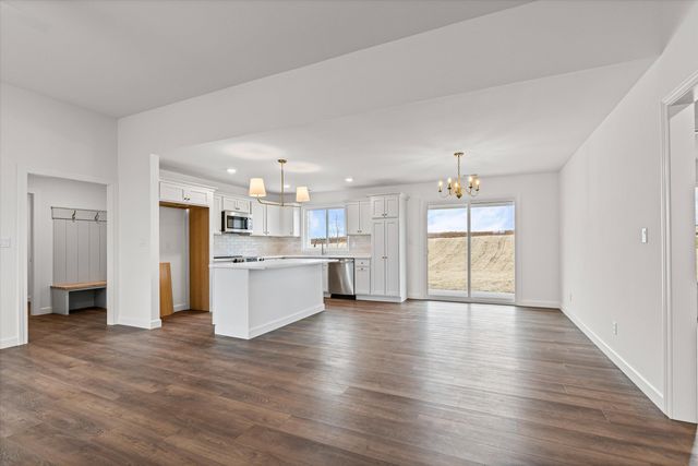 2456 N TRAVELLER DR, Columbia, MO 65202