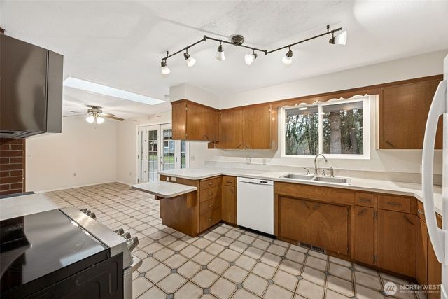 6525 Lazy Street SW, Tumwater, WA 98512