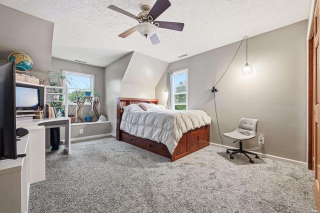 14201 W Katriene Drive, Daleville, IN 47334