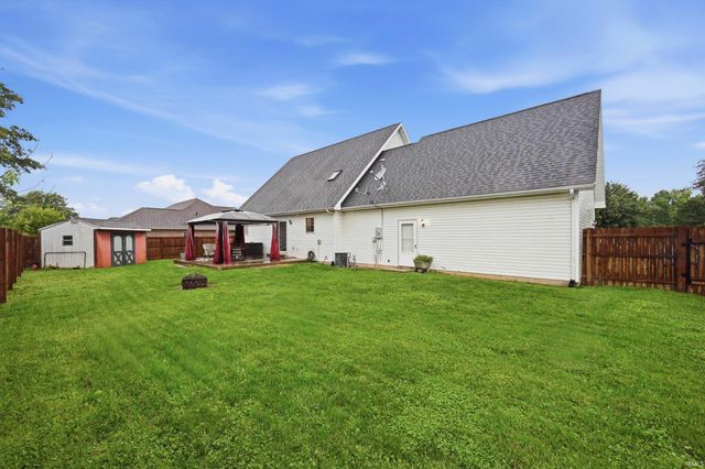 14201 W Katriene Drive, Daleville, IN 47334