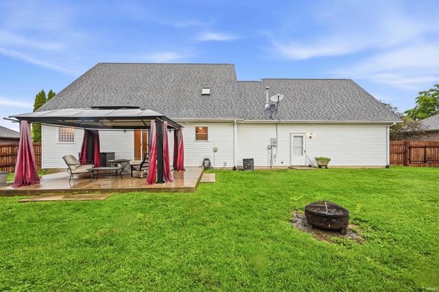 14201 W Katriene Drive, Daleville, IN 47334