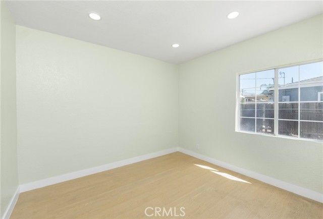 25160 Elmo, San Bernardino, CA 92404