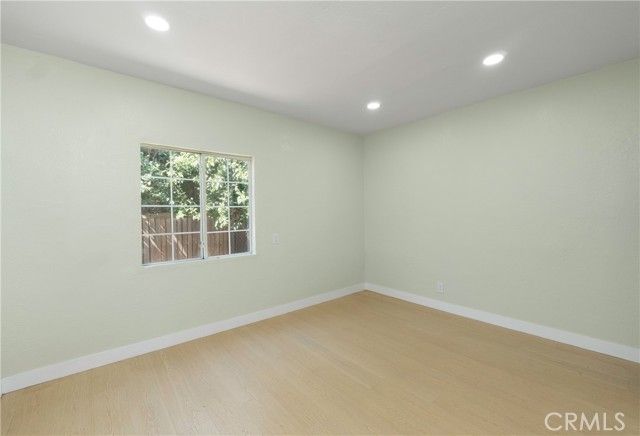 25160 Elmo, San Bernardino, CA 92404