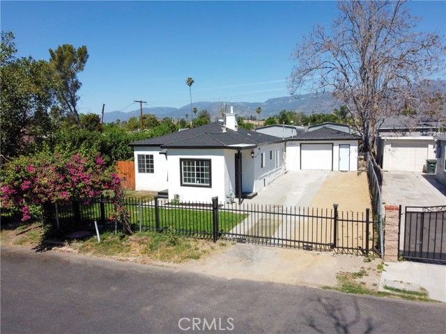 25160 Elmo, San Bernardino, CA 92404
