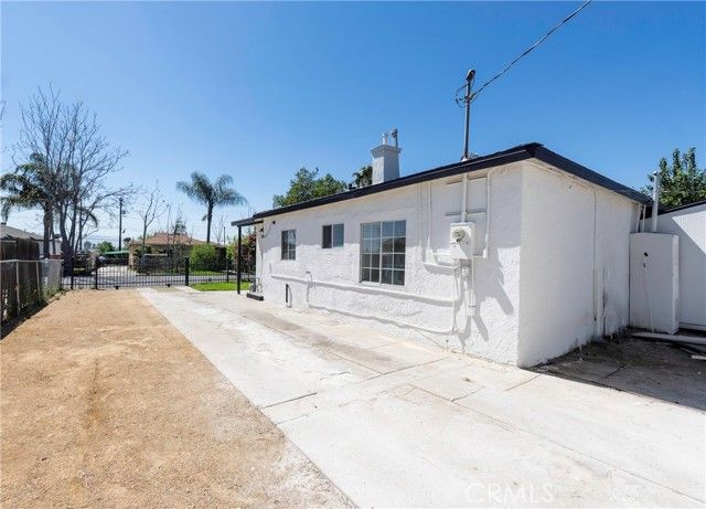 25160 Elmo, San Bernardino, CA 92404
