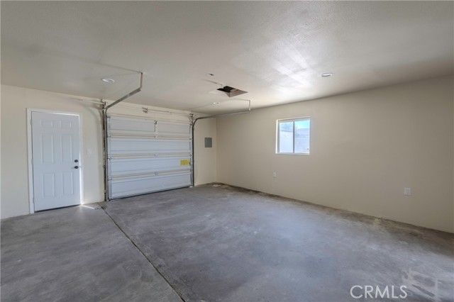 25160 Elmo, San Bernardino, CA 92404