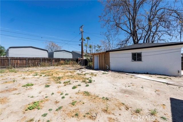 25160 Elmo, San Bernardino, CA 92404