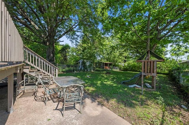 621 Allen Avenue, St Louis, MO 63125