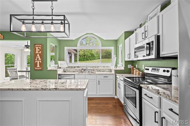 5313 Burgundy Drive, Imperial, MO 63052