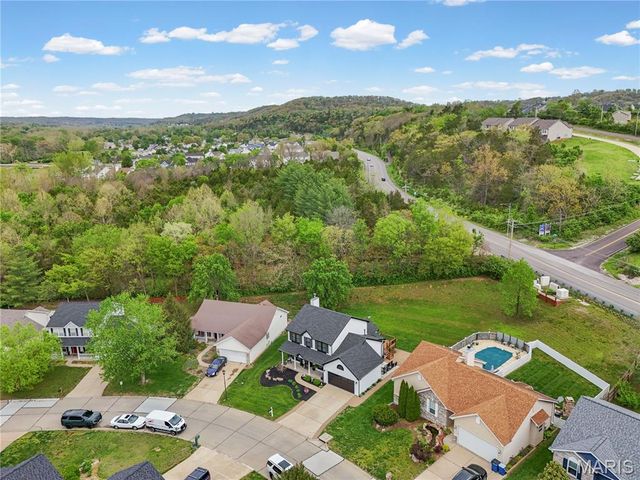 5313 Burgundy Drive, Imperial, MO 63052