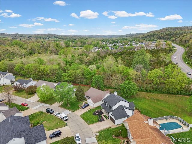 5313 Burgundy Drive, Imperial, MO 63052